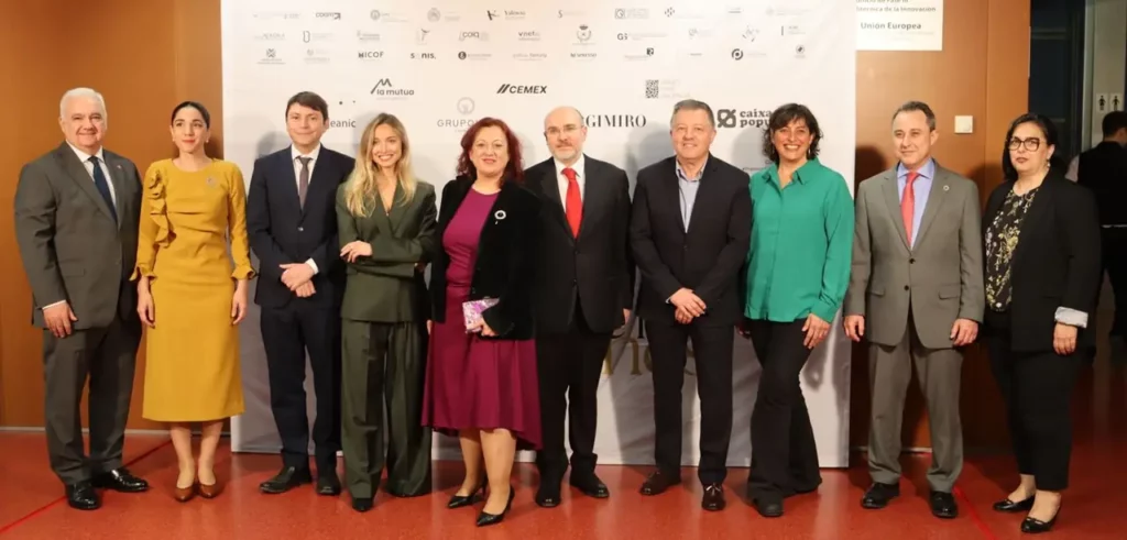 Empresas galardonadas en los Premios a la Excelencia Profesional 2025 organizados por la Unión Profesional de Valencia