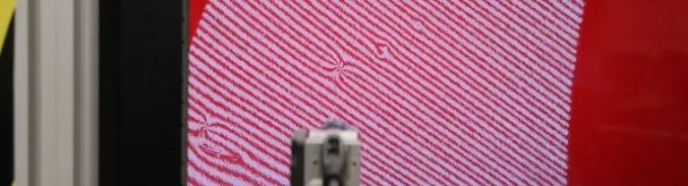 Inspección de chapa pintada mediante visión artificial y deflectometría